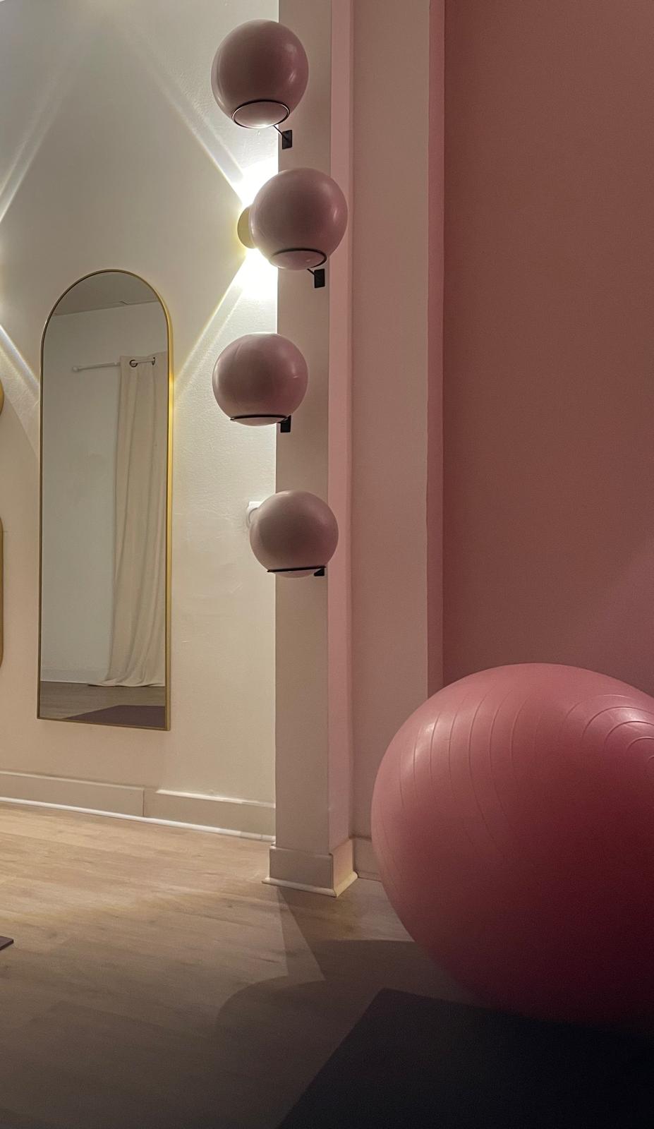 Entraînement musculaire avec haltères